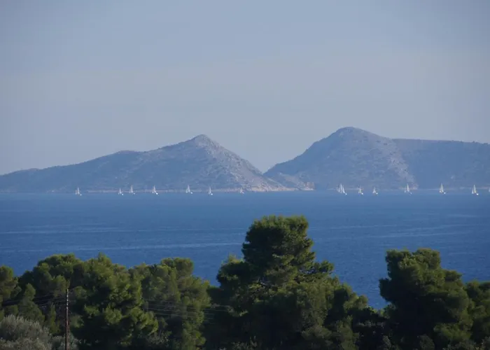 Apartment Desiree Bouzaíika