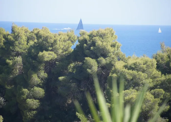 Apartament Desiree Bouzaíika